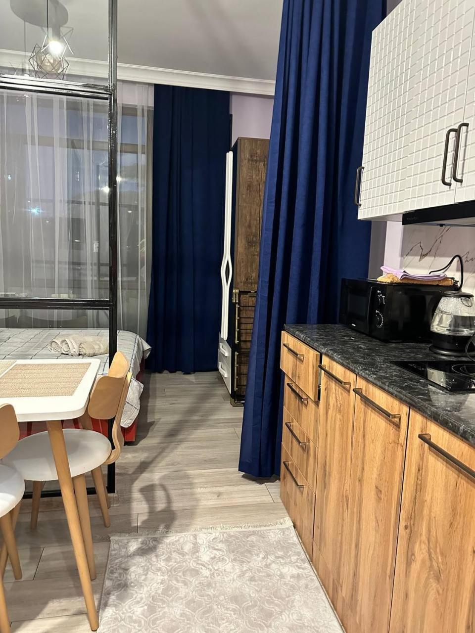 Apartment Merabi Batum Dış mekan fotoğraf